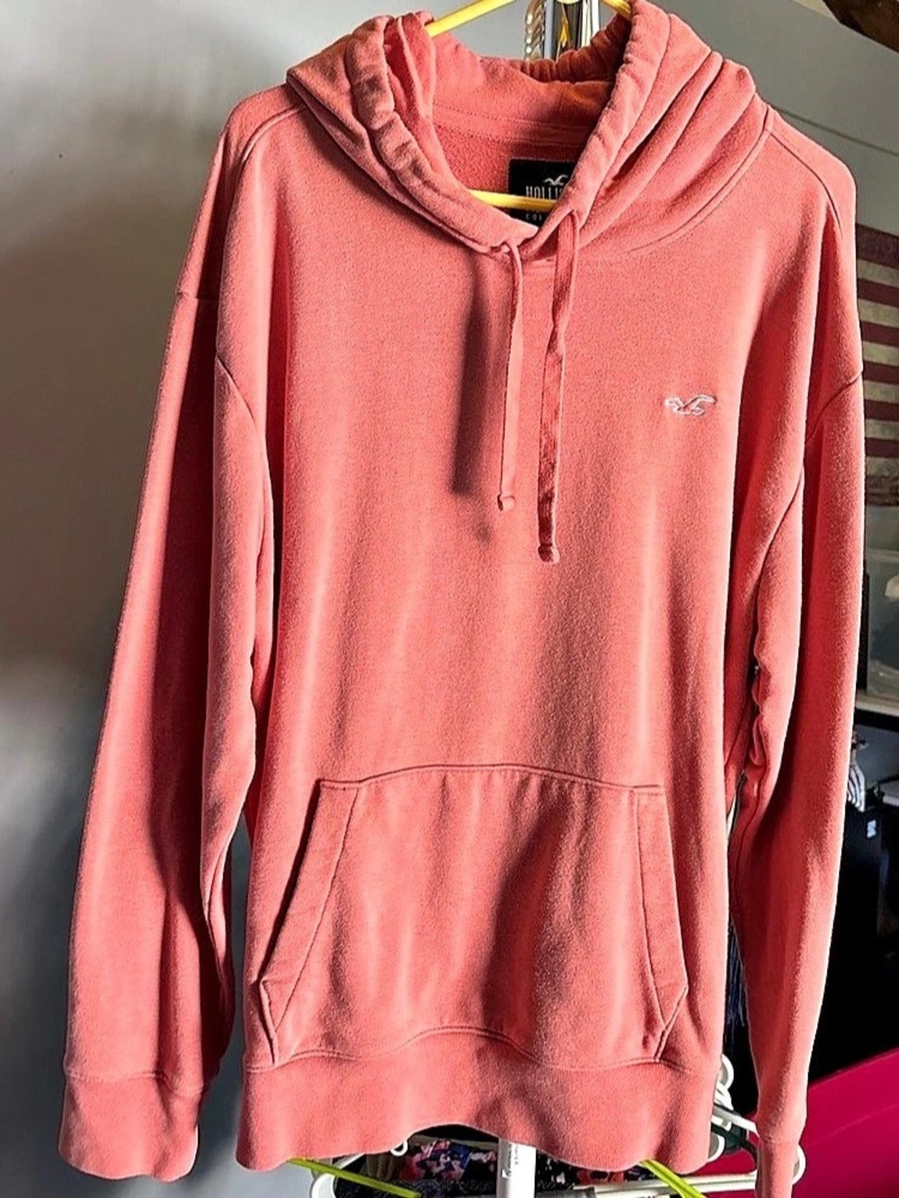 Hollister Must-Have Collection Pink Pullover Hoodie Size XL Like New
